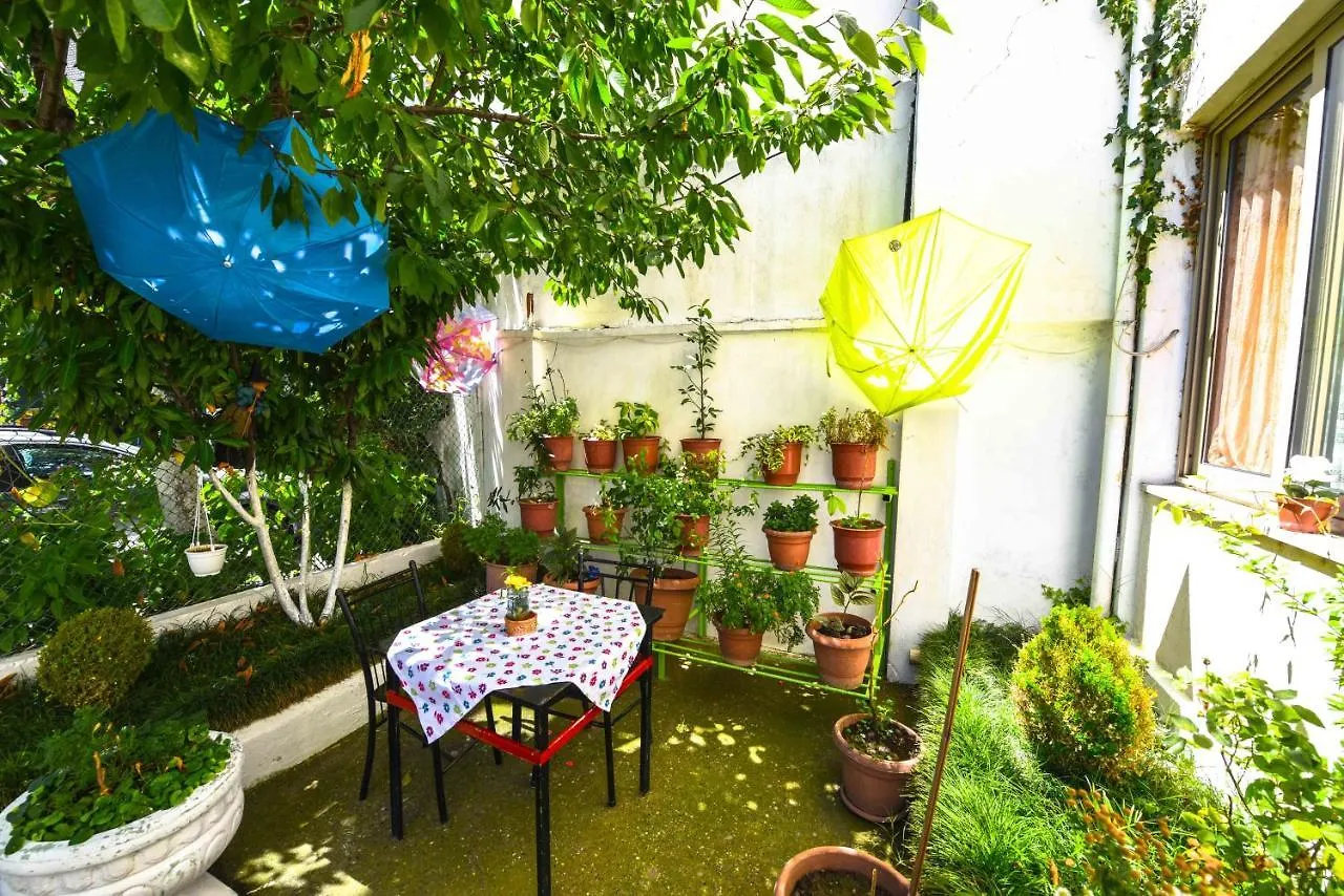 Lovely Apartment W/ Ac + Bath. + Kitchen + Parking And Garden Shkoder Albania